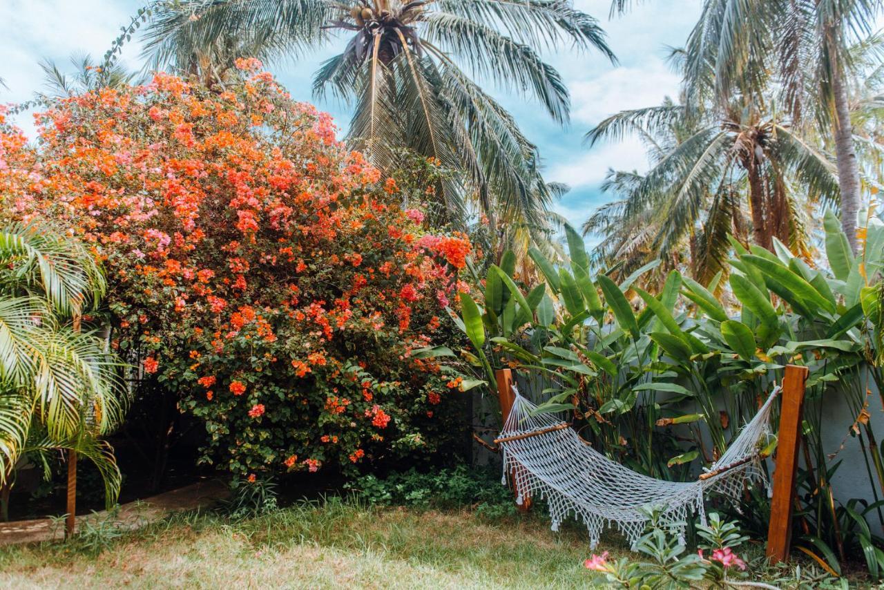 Belukar Villas Gili Trawangan Exterior foto